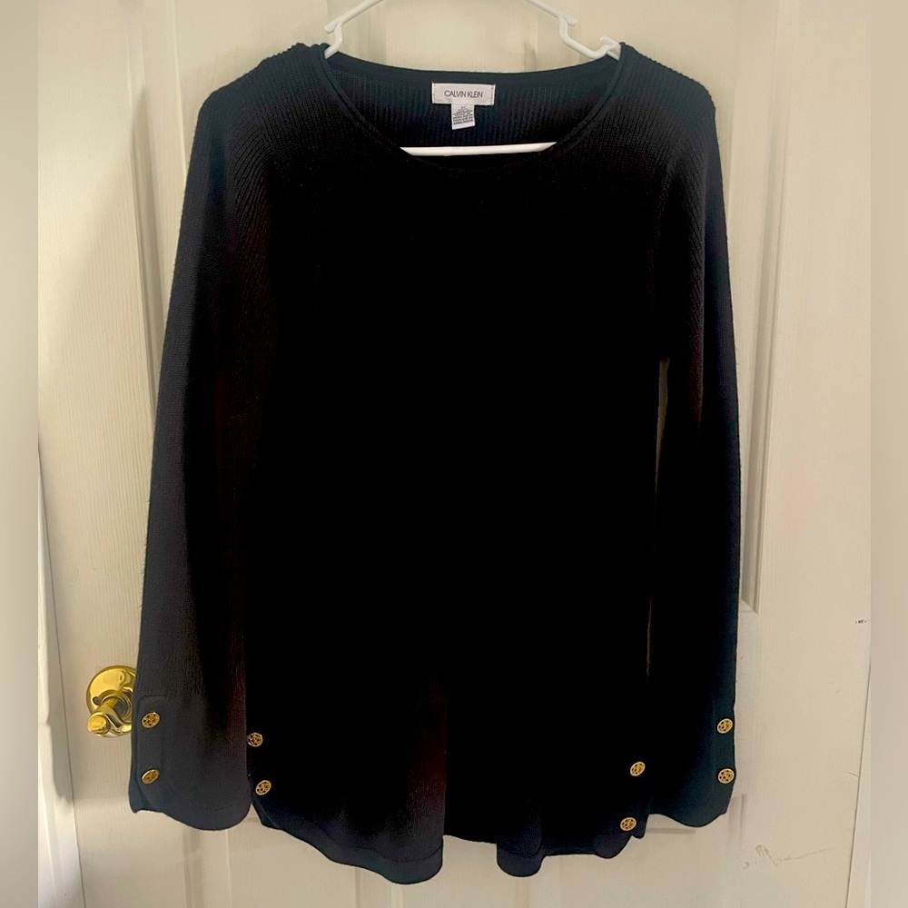 CALVIN KLEIN BLOUSE/SWEATER WITH GOLD BUTTOMS ACCEPTING OFFERS